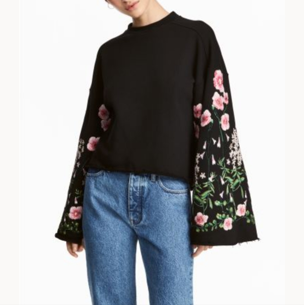 Embroidered Sweatshirt size 4